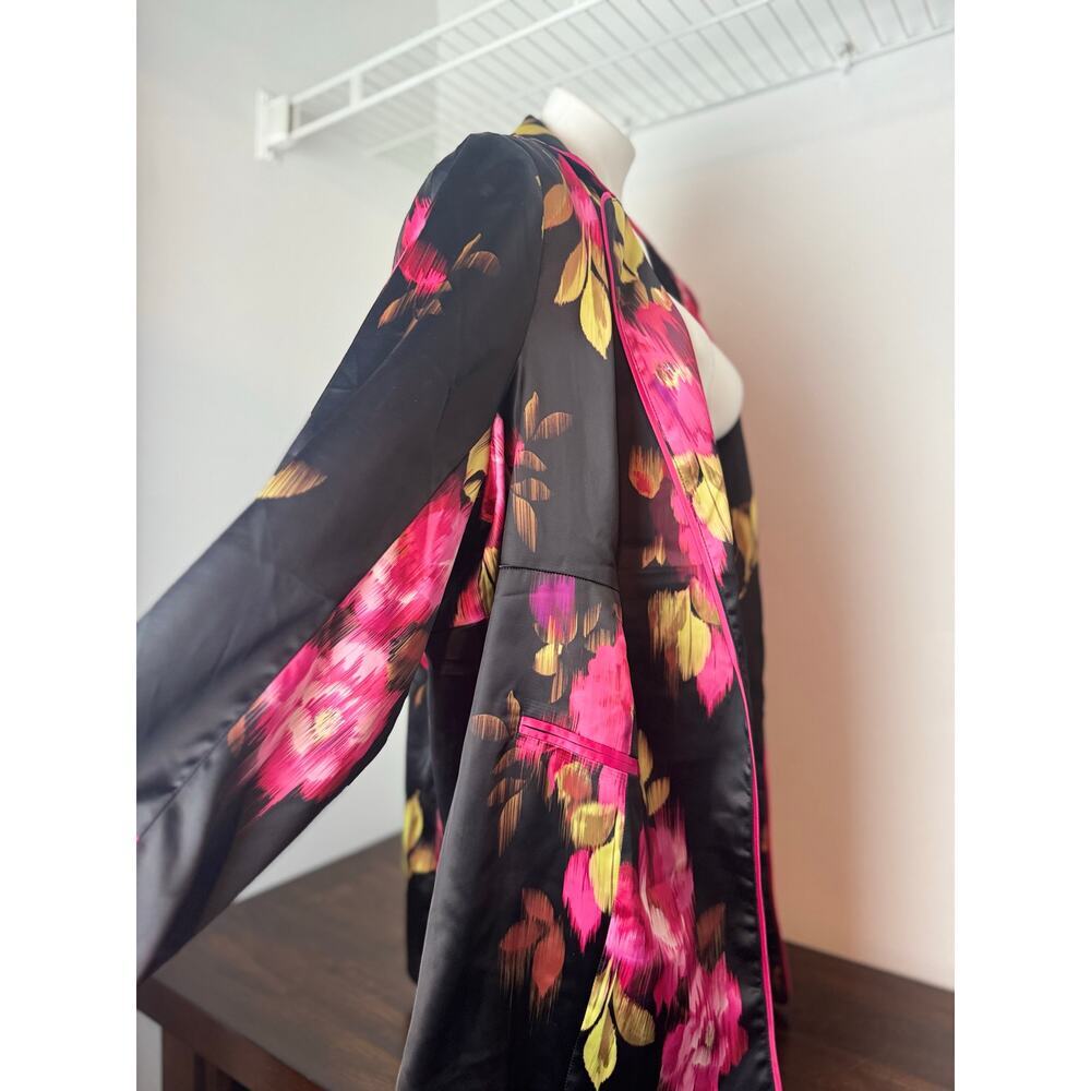 Torrid Floral Satin Blazer with Floral Print, Multi-color Size 3 NWOT - Picture 5 of 11